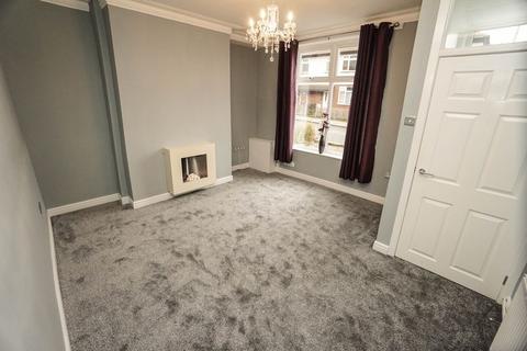 2 bedroom terraced house to rent, Mason Street, Horwich