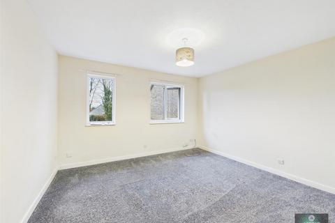 1 bedroom flat to rent, Glenview Close, Northgate RH10