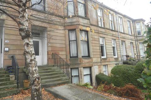 Studio to rent, Marywood Square, Strathbungo