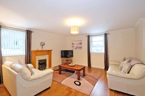 2 bedroom flat to rent, Western Cross, Anderson Drive, Ground floor, AB15