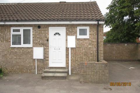 1 bedroom bungalow to rent, Waltham House, Glen Drive, Oakham LE15