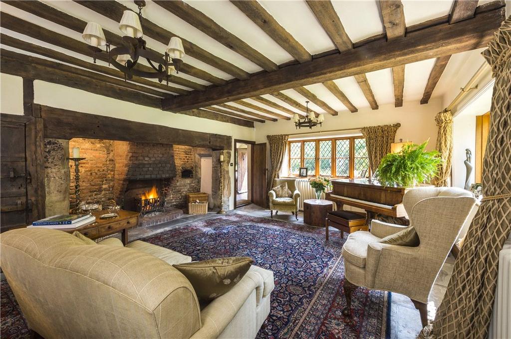 A picture-perfect Elizabethan country house once owned by the ...