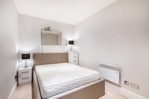 Studio to rent, Manson Place, London