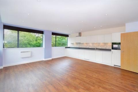 1 bedroom apartment to rent, Lower Street, Haslemere