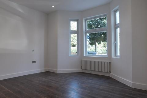 1 bedroom flat for sale - Greenford Avenue, London, W7