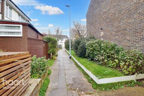 undefined, River Drive, Rochester