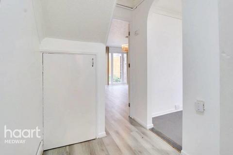 undefined, River Drive, Rochester