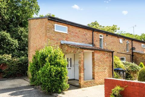 3 bedroom end of terrace house to rent, Knaphill,  Woking,  GU21