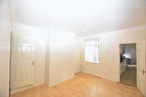 3 bedroom house to rent, Bobbers Mill Road, Nottingham