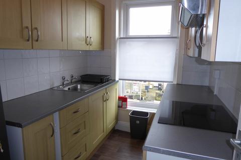 1 bedroom flat to rent, 164 Heysham Road, Morecambe, Lancs, LA3