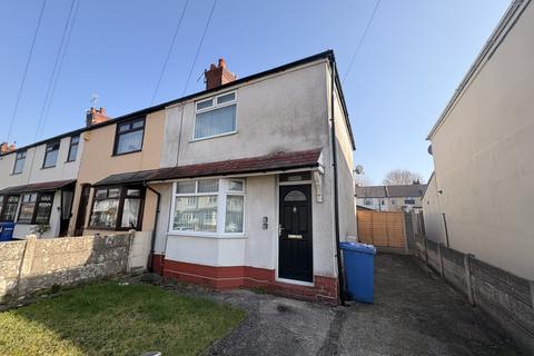 2 bedroom semi-detached house to rent, Vale Avenue, Warrington