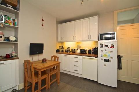 2 bedroom flat to rent, Stembridge Road, London SE20