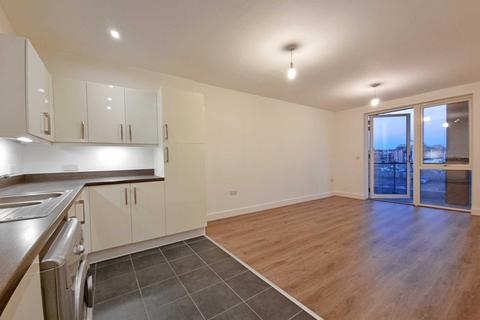 2 bedroom apartment to rent, Zephyr Court, Stoke Quay