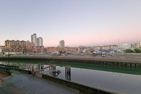 2 bedroom apartment to rent, Zephyr Court, Stoke Quay