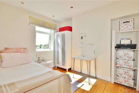 11b Heath Road, Hounslow, TW3 2NJ