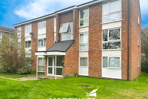 2 bedroom apartment to rent, Cornflower Drive, Chelmsford