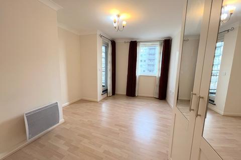 2 bedroom apartment to rent, Crown Heights, Basingstoke RG21