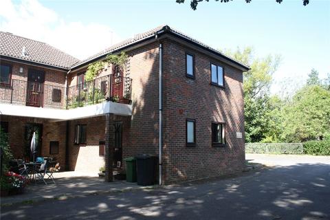 1 bedroom apartment to rent, Longmead, Liss, Hampshire, GU33