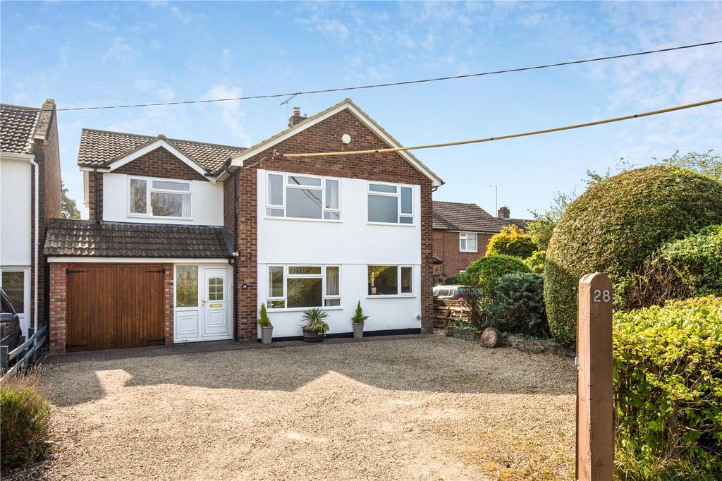 Halton Lane, Wendover, Aylesbury, HP22 4 bed detached house £2,000