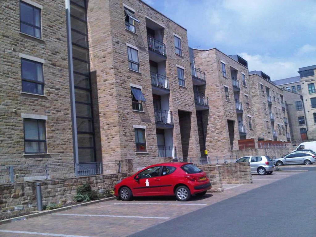 The Mill, Deakins Park 1 bed apartment £775 pcm (£179 pw)