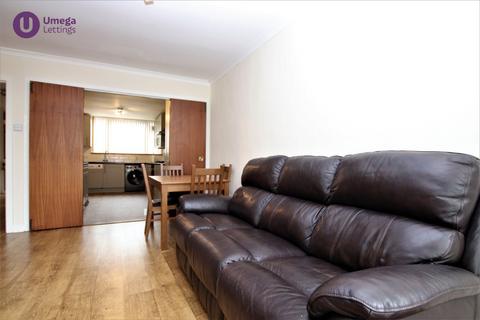 4 bedroom flat to rent, Hillpark Loan, Blackhall, Edinburgh, EH4