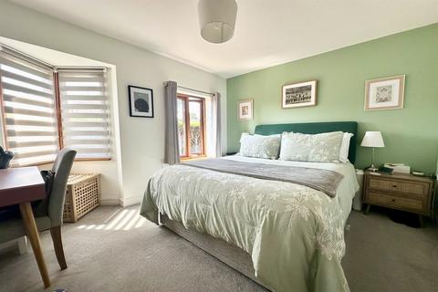 2 bedroom retirement property to rent, White Horse Court, Storrington, RH20
