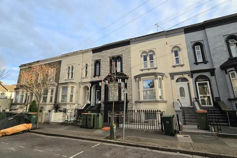 undefined, St. Georges Square, London, E7