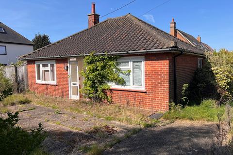 3 bedroom detached bungalow for sale, Leiston Road,Aldeburgh,IP15 5PR