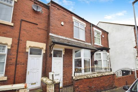 2 bedroom terraced house to rent, Moston Street, Birches Head