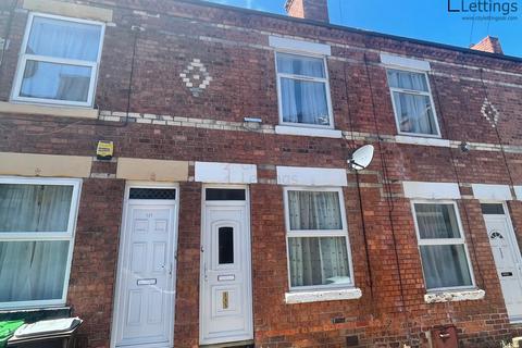 2 bedroom terraced house to rent, Forster Street, Radford