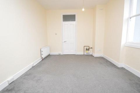 3 bedroom flat to rent, Anglesea Terrace, St Leonards on Sea, East Sussex, TN38 0QT