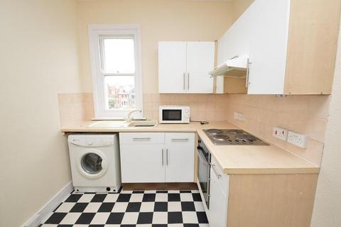 3 bedroom flat to rent, Anglesea Terrace, St Leonards on Sea, East Sussex, TN38 0QT