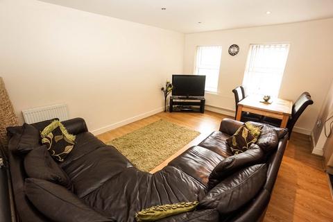 2 bedroom apartment to rent, Bolton Road, Radcliffe