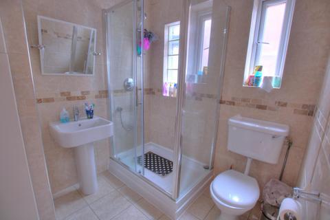 2 bedroom semi-detached house to rent, Robsheugh Place, Newcastle upon Tyne, NE5