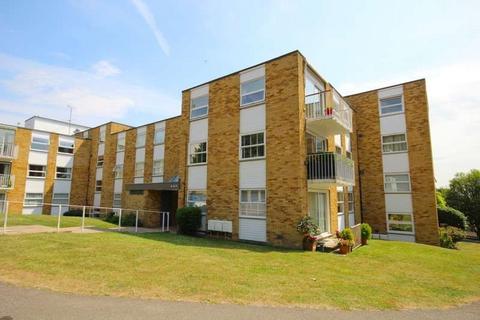 2 bedroom flat to rent, Acacia House, Ancastle Green, Henley-on-Thames