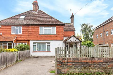 7 Holland Road, Oxted, RH8 9AU