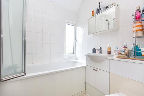7 Holland Road, Oxted, RH8 9AU