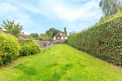 7 Holland Road, Oxted, RH8 9AU