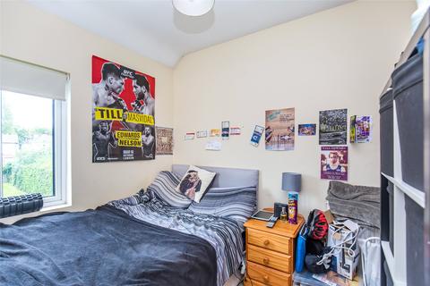 7 Holland Road, Oxted, RH8 9AU