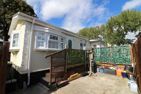 Search Mobile Homes For Sale In Didcot Onthemarket