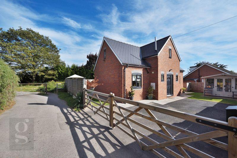 Highmore Street, Hereford, HR4 9PG 3 bed detached house £260,000