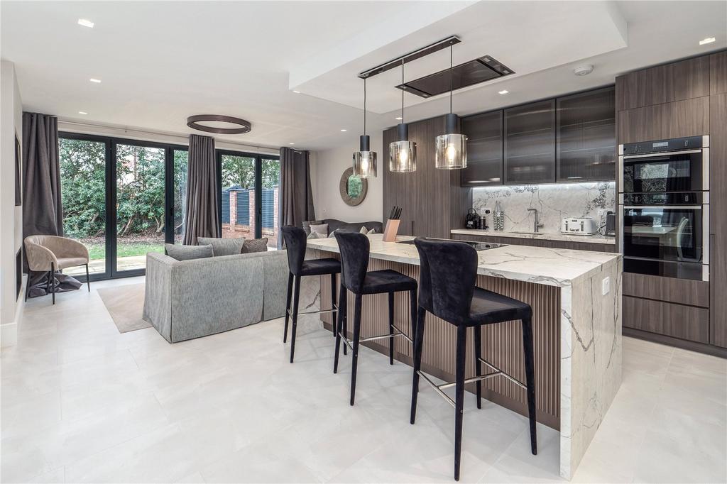 Kitchen/Family