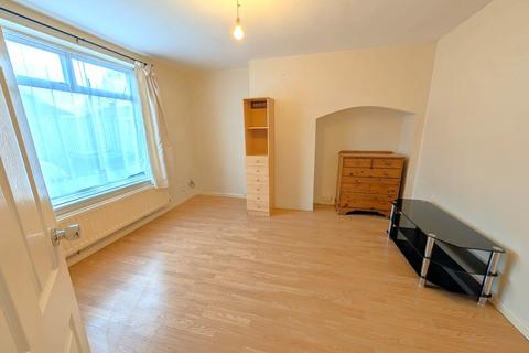 undefined, Edwin Road, Burnt Oak/Edgware HA8