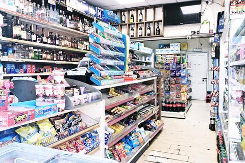 Convenience store to rent, Bethnal Green , London  E2