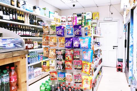 Convenience store to rent, Bethnal Green , London  E2