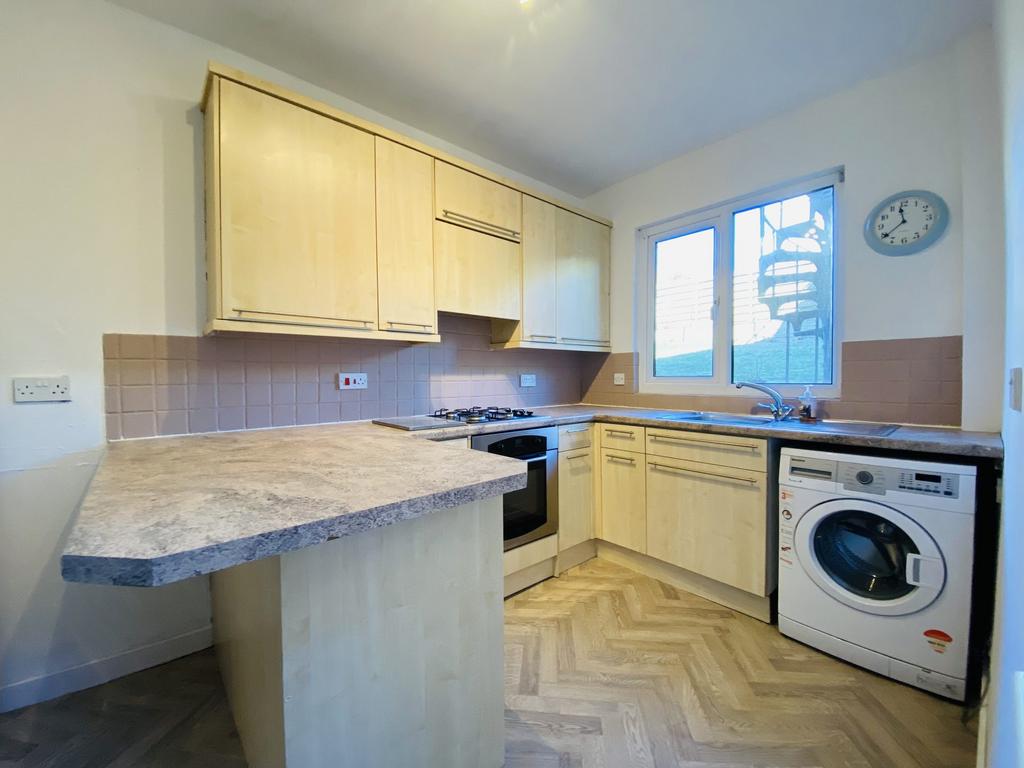 18 Rotchell Road, Dumfries, DG2 7 SW - Braidwoods S