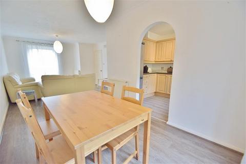 3 bedroom semi-detached house to rent, Badger Farm