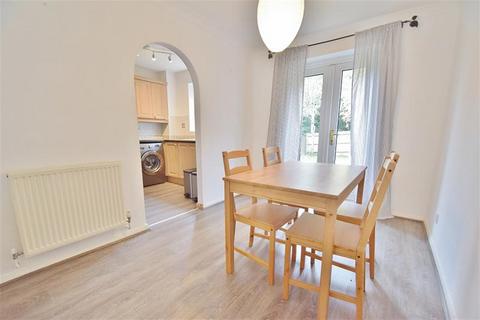 3 bedroom semi-detached house to rent, Badger Farm