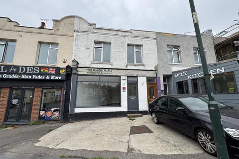 undefined, Livingstone Circus,  Gillingham, ME7