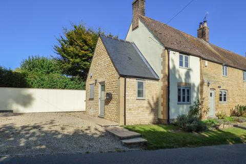 Search Cottages For Sale In Moreton In Marsh Onthemarket